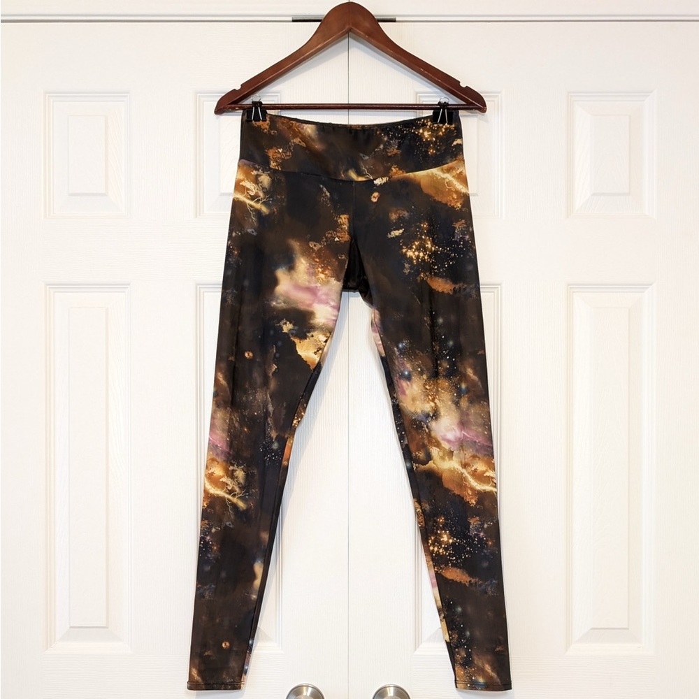 Onzie Galaxy Space Print Women’s Yoga Pants
